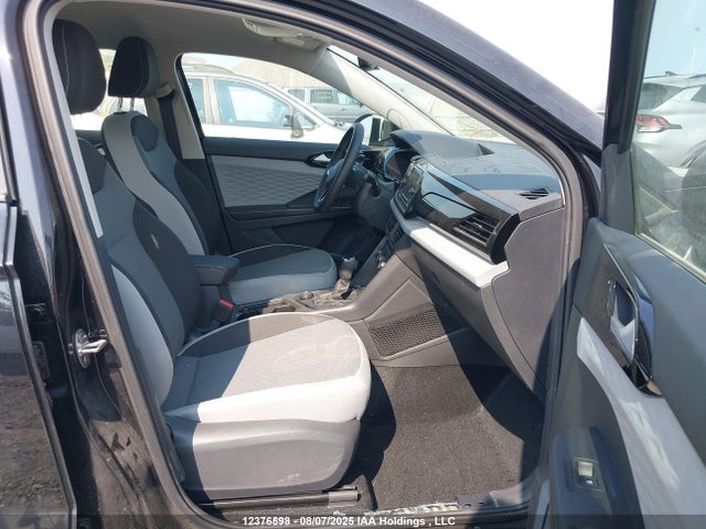 3VVGX7B2XRM111135 Volkswagen tsi