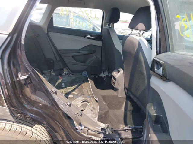 3VVGX7B2XRM111135 Volkswagen tsi