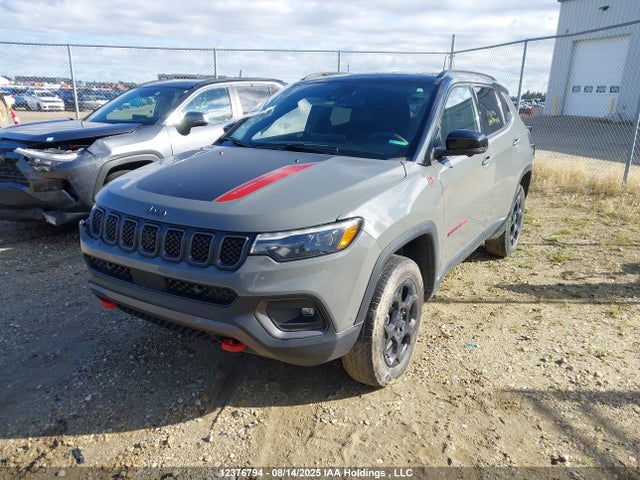 3C4NJDDN5RT581849 Jeep 2024