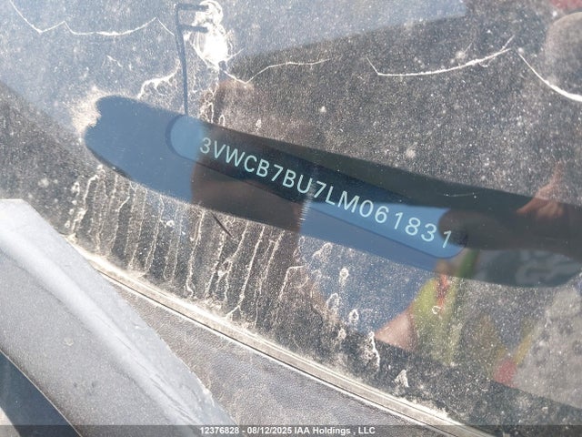 3VWCB7BU7LM061831 Volkswagen 1.4 tsi