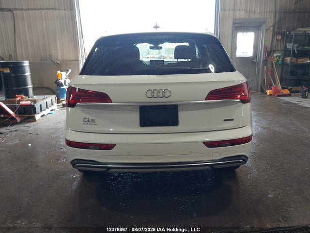 Audi 40 tfsi 2022 WA1AAAFY5N2015586 Image 17