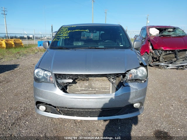 2C4RDGEG3KR515884 Dodge Grand Caravan