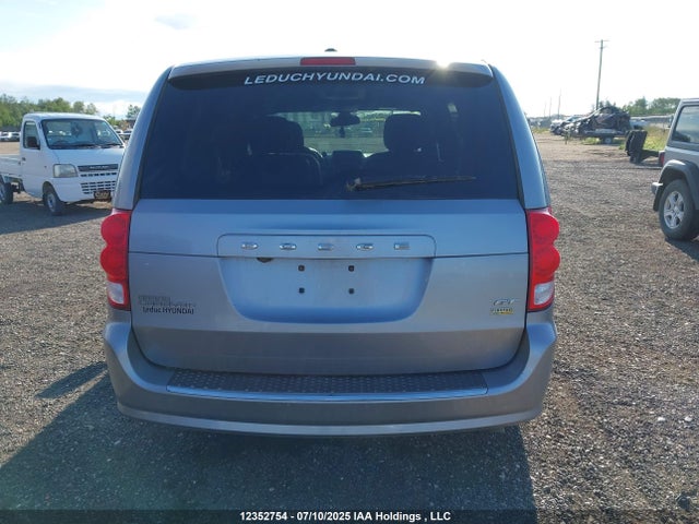 2C4RDGEG3KR515884 Dodge Grand Caravan