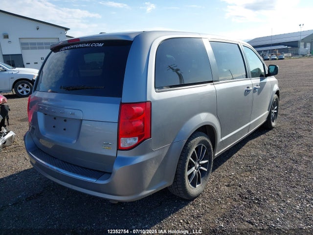 2C4RDGEG3KR515884 Dodge Grand Caravan