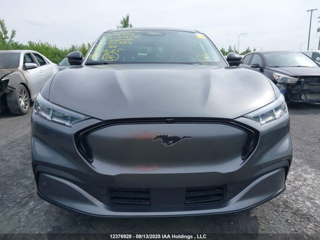 Ford Mustang Mach-E 2021 3FMTK3SS3MMA25724 Image 13