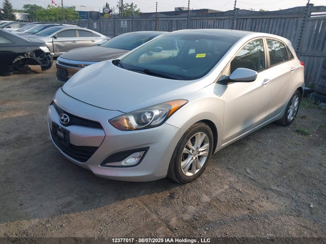 2013 Hyundai Elantra Gt მანქანა იყიდება აუქციონზე, vin: KMHD35LE2DU137965, აუქციონის ნომერი: 12377017