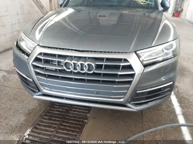 Audi Q5 2018 WA1BNAFYXJ2177054 Image 22