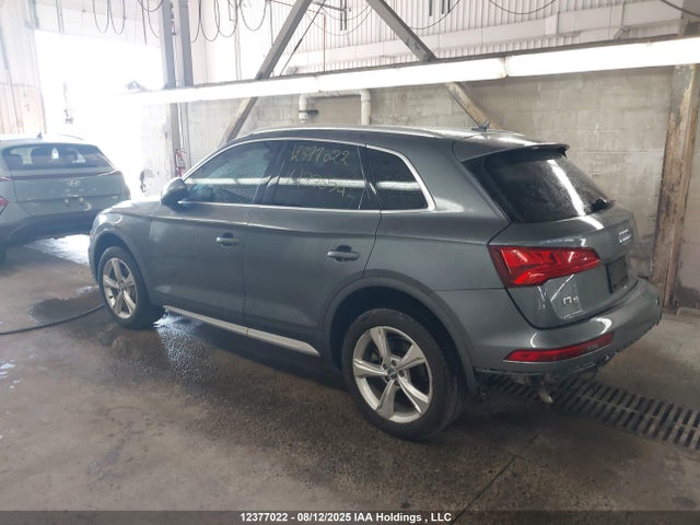 Audi Q5 2018 WA1BNAFYXJ2177054 Image 3
