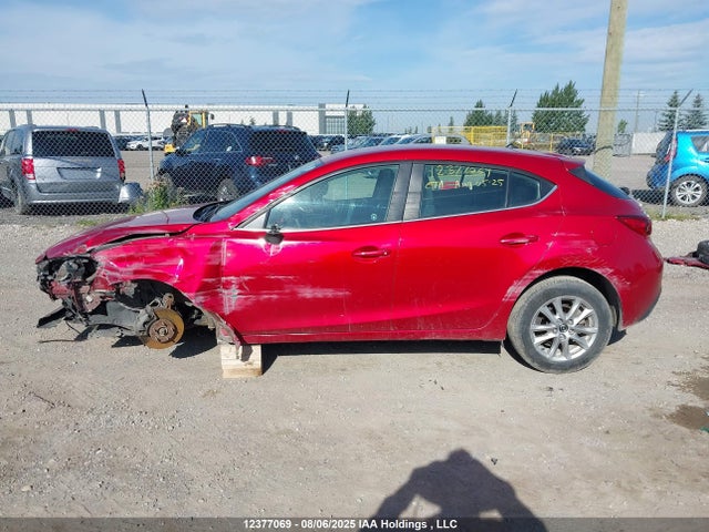 3MZBM1L77GM247032 Mazda pe