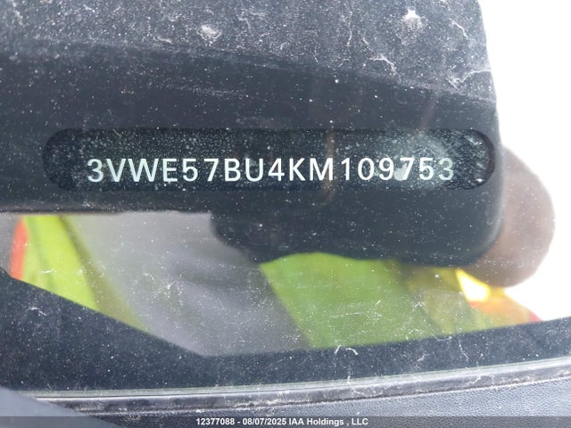 3VWE57BU4KM109753 Volkswagen 1.8 tsi