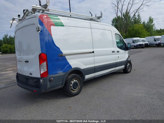 Ford 2017 2017 1FTYR2CM2HKA64253 Image 4