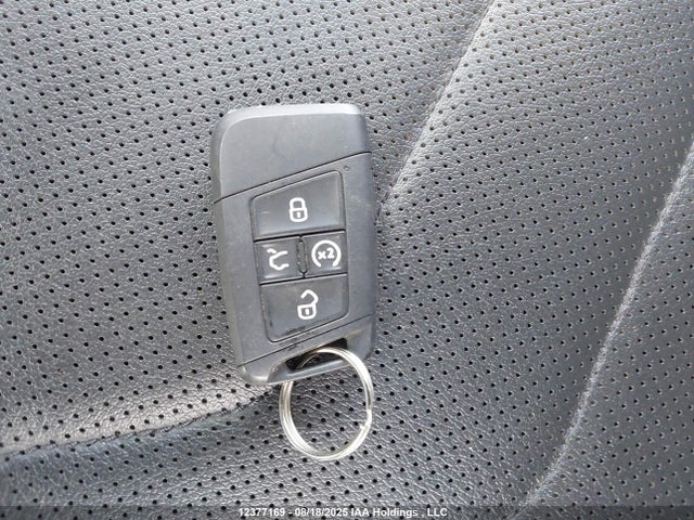 3VWGM7BU3PM021960 Volkswagen tsi