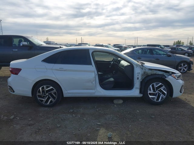 3VWGM7BU3PM021960 Volkswagen tsi