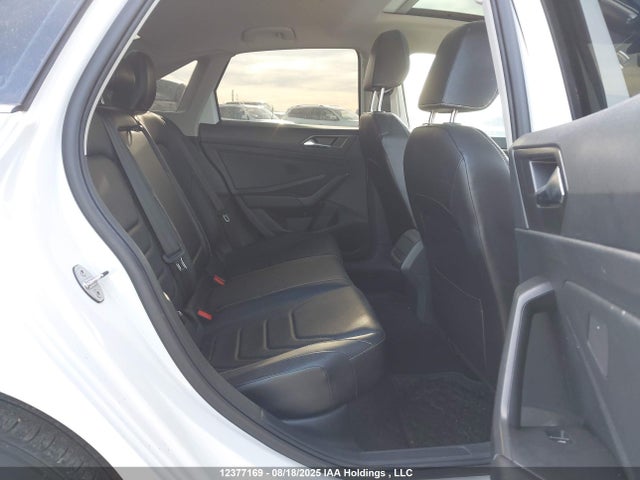 3VWGM7BU3PM021960 Volkswagen tsi