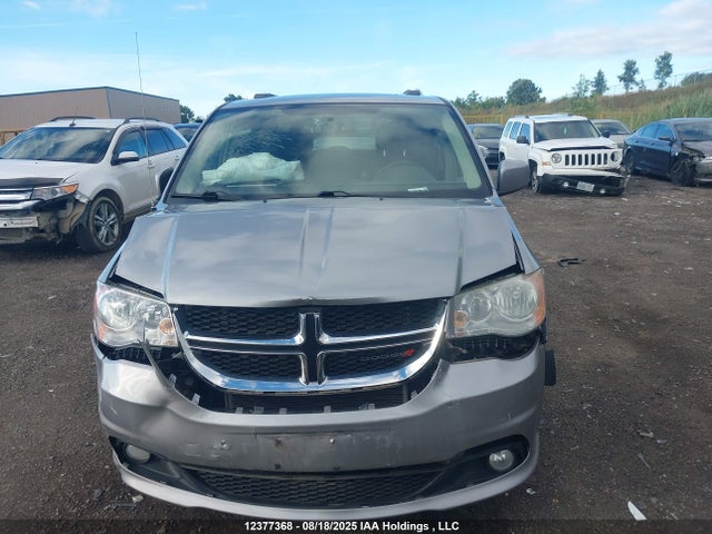 2C4RDGDG2FR567689 Dodge Grand Caravan
