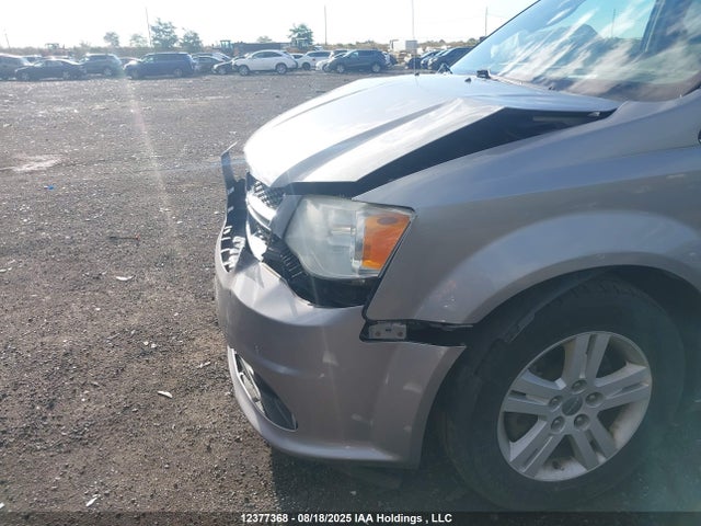 2C4RDGDG2FR567689 Dodge Grand Caravan