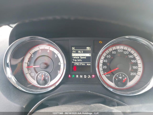 2C4RDGDG2FR567689 Dodge Grand Caravan