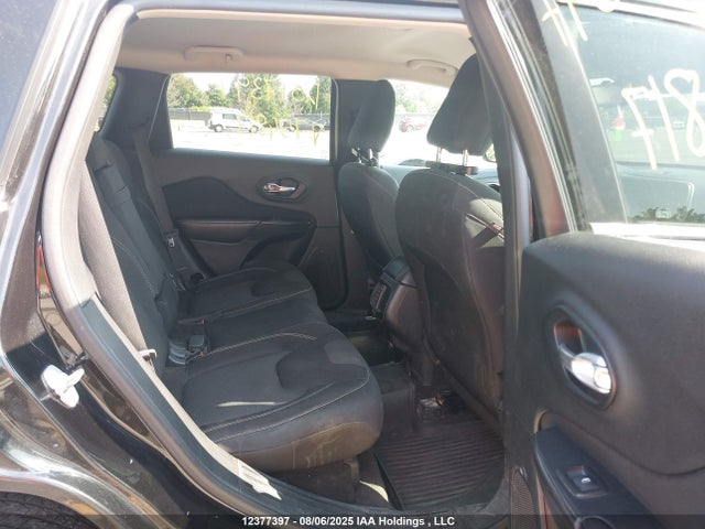 1C4PJMCS6FW754817 Jeep Cherokee