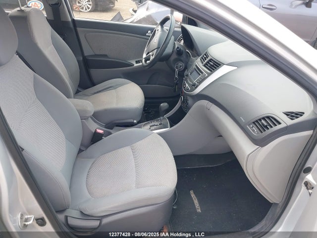 12377428 :رقم المزاد ، KMHCT4AE4DU364342 vin ، 2013 Hyundai Accent Gls/gs مزاد بيع