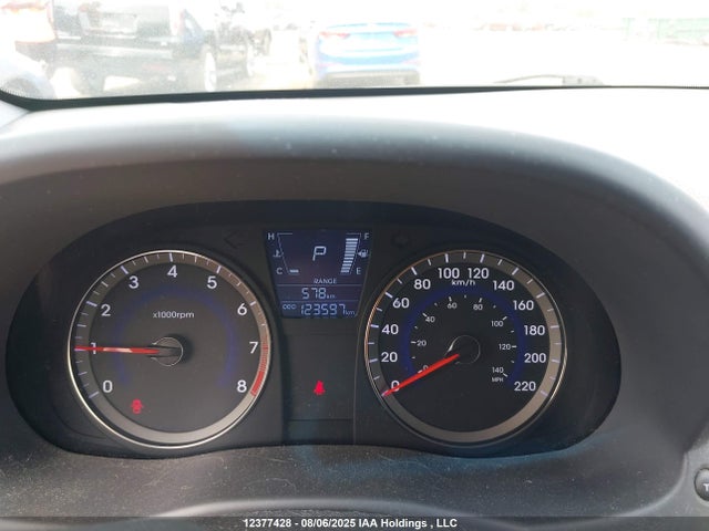 12377428 :رقم المزاد ، KMHCT4AE4DU364342 vin ، 2013 Hyundai Accent Gls/gs مزاد بيع