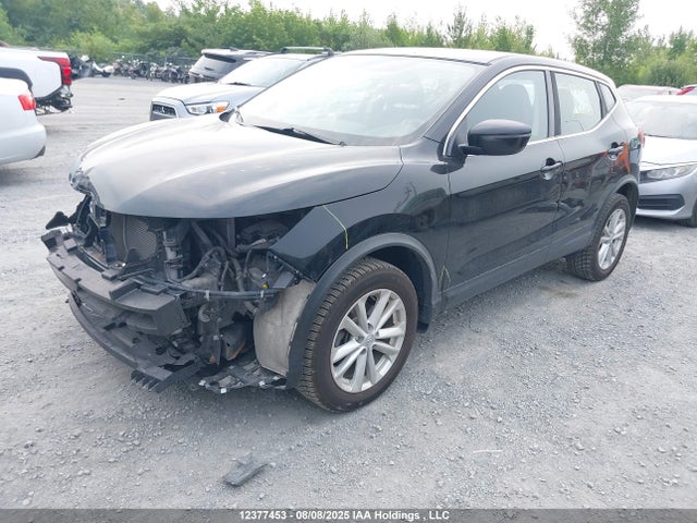 JN1BJ1CP8JW156289 Nissan 2018