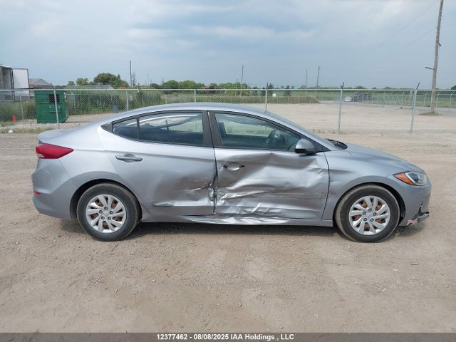 Hyundai 2017 2017 5NPD74LF6HH158328 Image 13