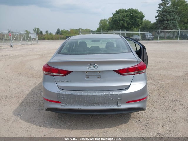 Hyundai 2017 2017 5NPD74LF6HH158328 Image 16