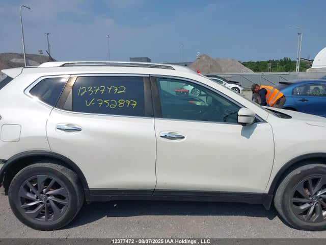 Nissan 2016 2016 5N1AT2MV4GC752897 Image 14