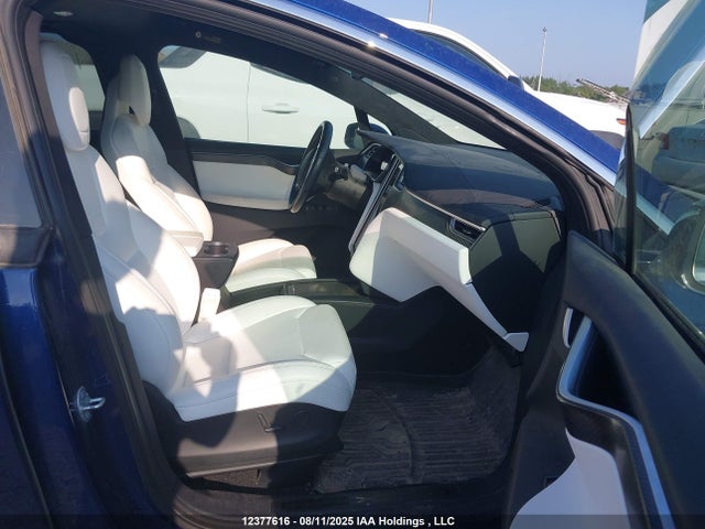 5YJXCBE23HF047208 Tesla MODEL X
