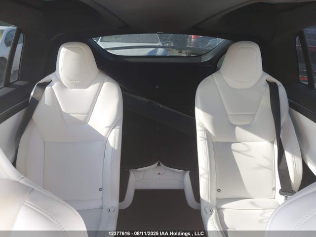 5YJXCBE23HF047208 Tesla MODEL X