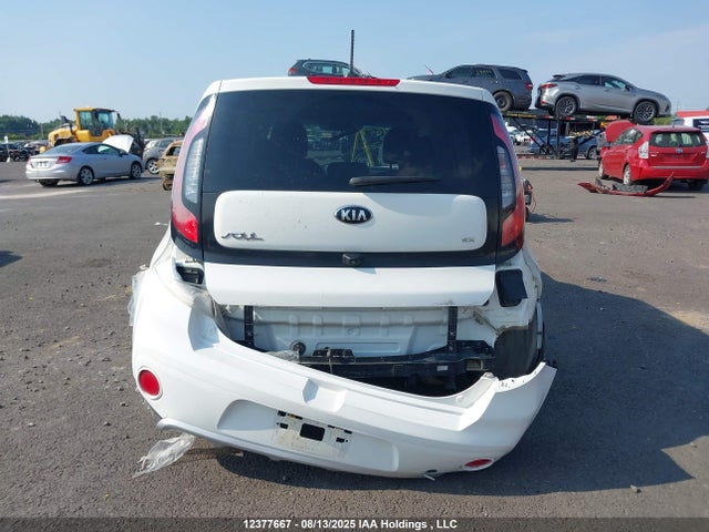 KIA g 2018 KNDJP3A59J7895976 Image 16