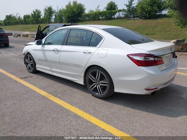 1HGCR2F5XGA807813 Honda k24w1