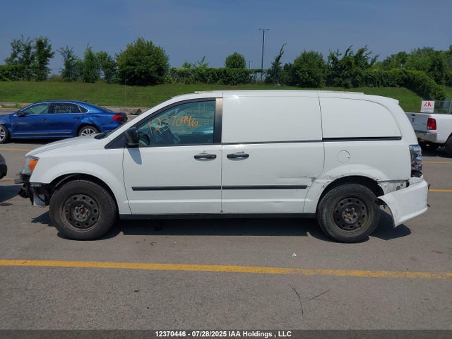 RAM Cargo Van 2015 2C4JRGAG8FR642771 Image 15