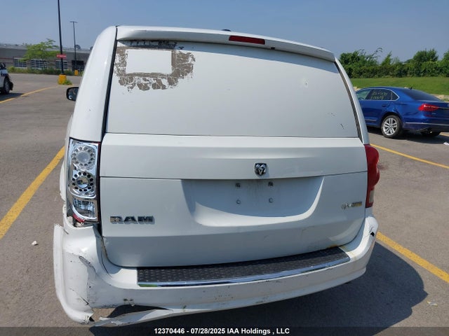 RAM Cargo Van 2015 2C4JRGAG8FR642771 Image 17