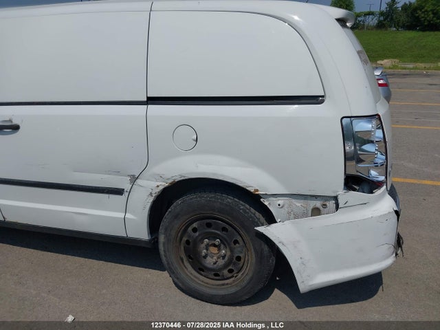 RAM Cargo Van 2015 2C4JRGAG8FR642771 Image 21