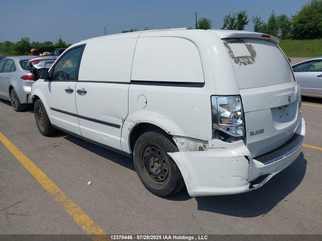 RAM Cargo Van 2015 2C4JRGAG8FR642771 Image 3