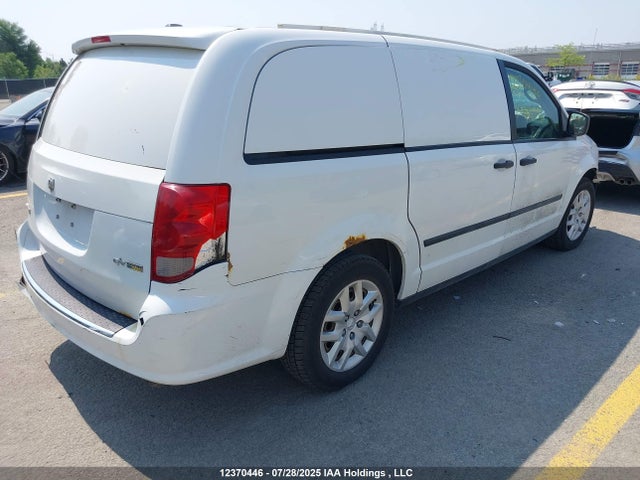 RAM Cargo Van 2015 2C4JRGAG8FR642771 Image 4