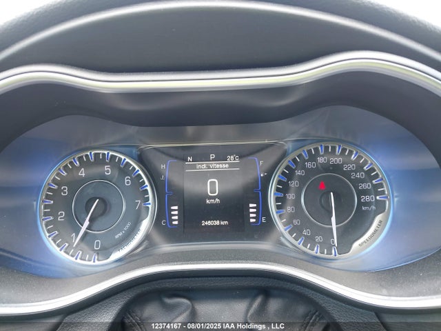 1C3CCCAB6FN507202 Chrysler 2015