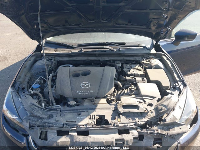 Mazda pe 2018 3MZBN1V71JM256021 Image 10