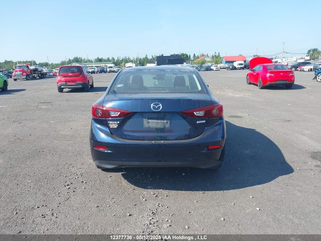 Mazda pe 2018 3MZBN1V71JM256021 Image 16