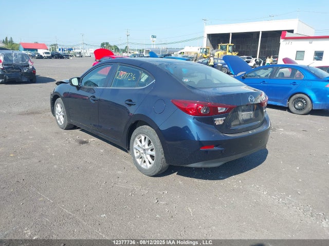 Mazda pe 2018 3MZBN1V71JM256021 Image 3