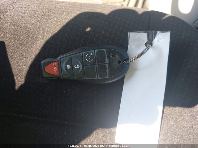 2C4RDGBG4ER100629 Dodge Grand Caravan