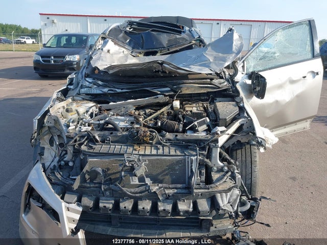 12377756 :رقم المزاد ، JN8BT3DD5NW274589 vin ، 2022 Nissan Rogue Platinum مزاد بيع
