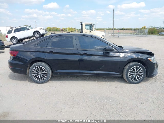3VWE57BU4KM067150 Volkswagen 1.8 tsi