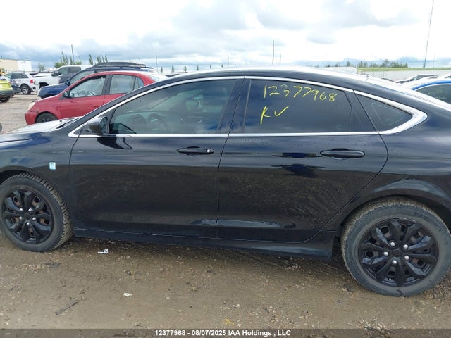 1C3CCCFB7FN715002 Chrysler 2015