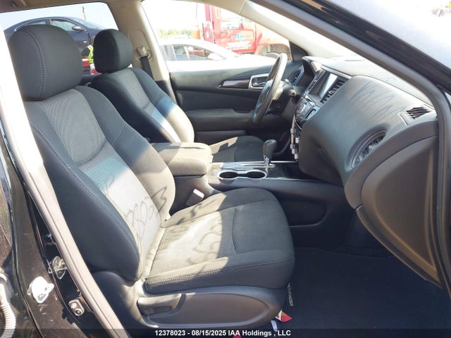 Nissan 2017 2017 5N1DR2MN2HC666792 Image 5