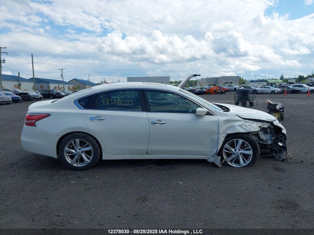 Aukcja sprzedaży 2015 Nissan Altima 2.5/s/sv/sl, vin: 1N4AL3AP0FN330327, numer aukcji: 12378030