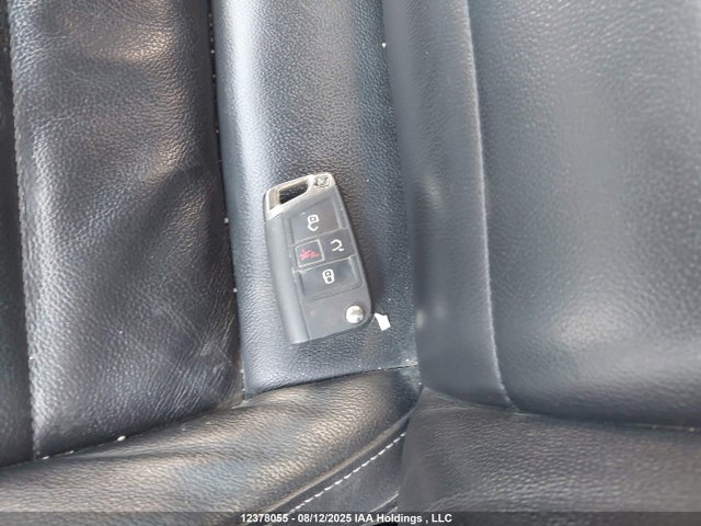WVWUF7AU2GW224257 Volkswagen 2.0t
