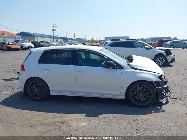 WVWUF7AU2GW224257 Volkswagen 2.0t