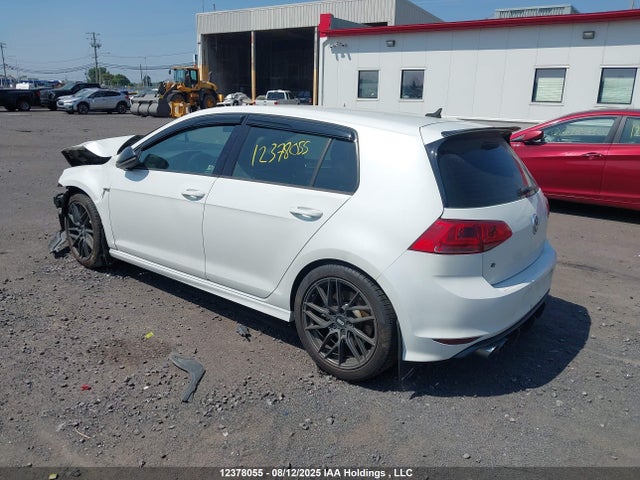 WVWUF7AU2GW224257 Volkswagen 2.0t